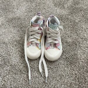 Kids shoes